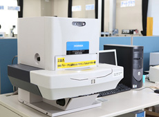 X-ray fluorescence spectrometers